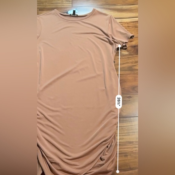 Express Ruched Short Sleeve Top - Picture 5 of 9